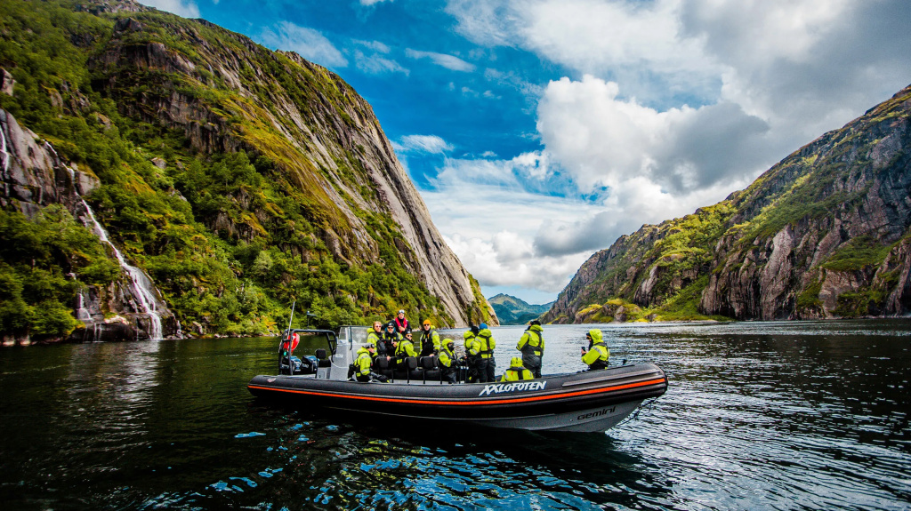 RIB in Trollfjorden.